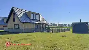 Vakantiewoning met huisdier hek om de tuin.